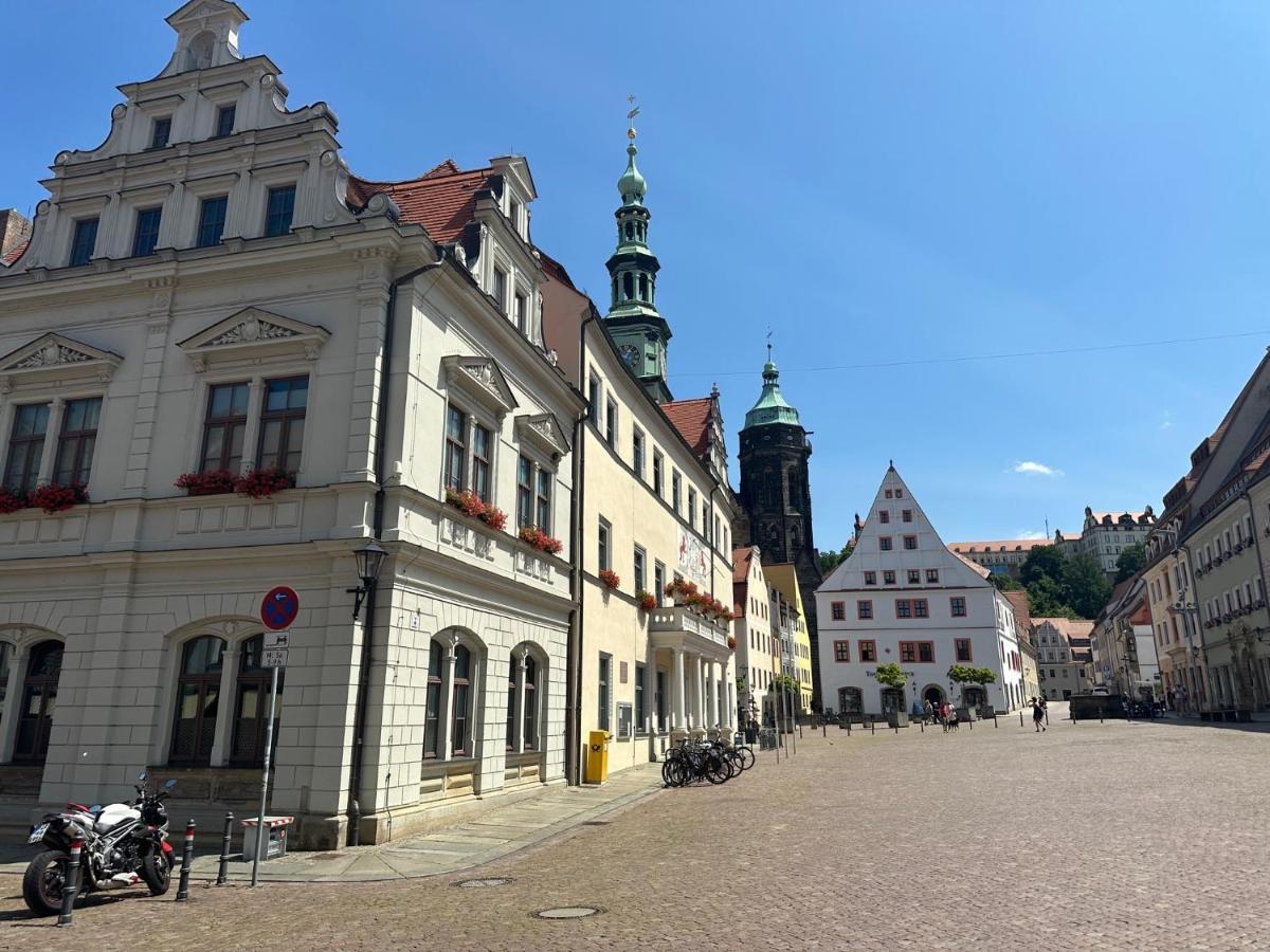 Goldigeferienwohnung "Am Markt" In Пірна Екстер'єр фото